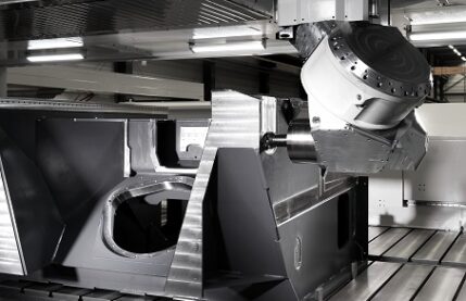 Unisign CNC machine | CNC machining of frames | High productivity | For a wide range of industrial and agricultural equipment | unisign.com