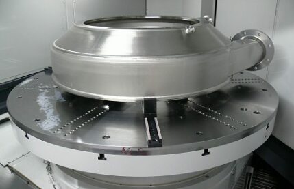 Unisign CNC machine | Manufacturing of separators and parts like rotary shock absorbers and rock crushers | Powerful milling and turning | High accuracy | unisign.com