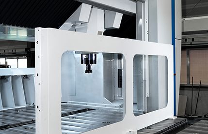Maszyna CNC UNIPORT4000 | Dwie strefy robocze | Wysoka wydajność wrzeciona | unisign.com