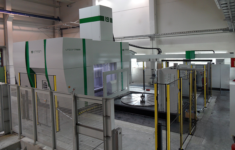 UNIPORT7000 | Mit Karusselldrehstation erhältlich | die ideale Lösung für flexible Fertigung | unisign.com