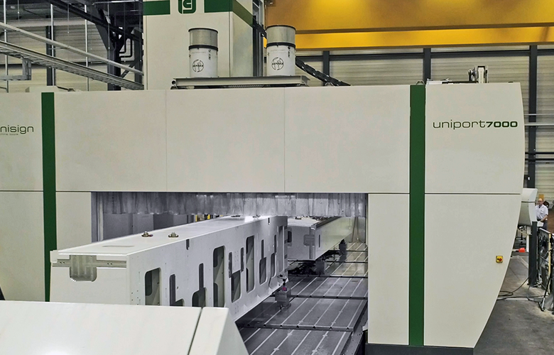 UNIPORT7000 | Wirklich vielseitige und kostengünstige CNC-Maschine | Große X-Achse ermöglicht Pendelbearbeitung | unisign.com